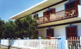 Apartmánový Dům Lambiris