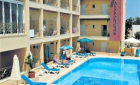 Alexandros Hotel