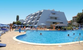 Luca Helios Beach