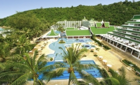 Le Meridien Phuket Beach Resort