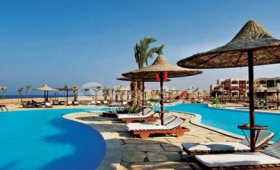 Hotel Aurora Nada Resort