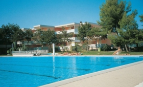 Res. Komplexy S Bazénem – Vo