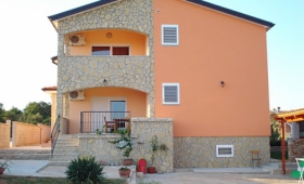 Villa Orange 4+2