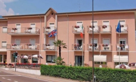 Hotel Alberello-Riva Del Garda/varone