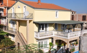 Apartmány Lado