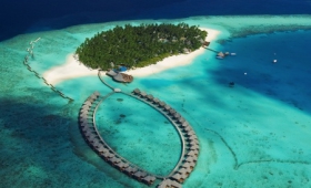 Vilu Reef Beach & Spa Resort
