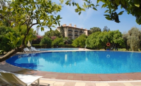 Hotel Acanthus