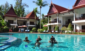 Royal Lanta Resort & Spa