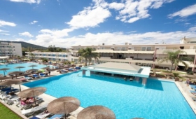 Aparthotel Forum Beach