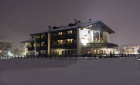 Hotel Flora S Bazénem – Stresa / Lago Di Maggiore