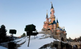 Vánoční Disneyland, Campanile 3*