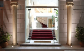 Acropolis Ami Boutique