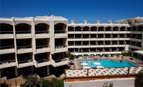 Lomeniz Beach Hotel