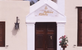 Nikos Takis Fashion Hotel