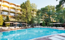 Bor Club Hotel
