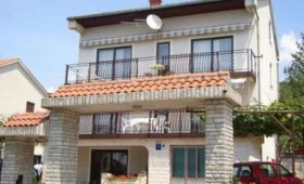 Vila 1323-230