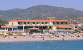 Hotel Kamari Beach