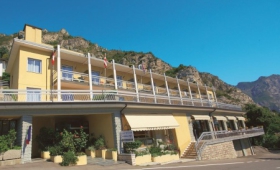 Hotel/apartmány A Bungalovy Bazzanega