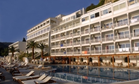 Aquis Agios Gordios Beach Hotel