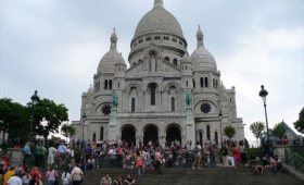 PARÍŽ MESTO SNOV