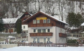 Apartmánový Dům Edelweiss- Flattach