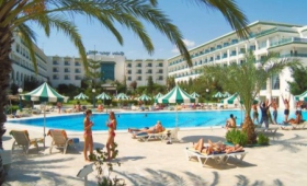 Daphne Club Miramar