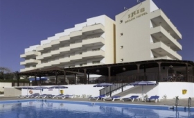 Hotel Iris Beach