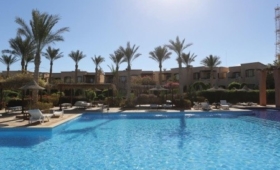 Tamra Beach Resort