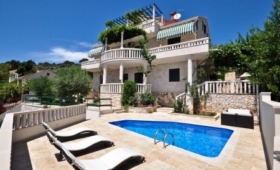 Vila Ruzmarin