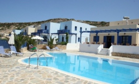 Lefkos Village