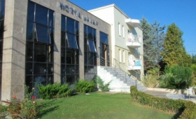 Naias Beach