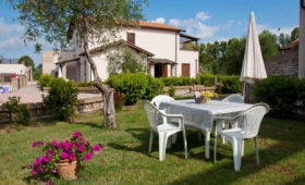 Residence Borgo Valmarina