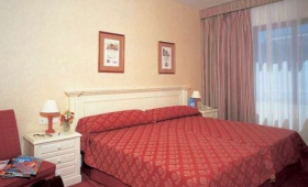 Hotel Ilunion Suites Madrid