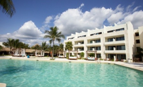 Akumal Bay Beach & Wellness Resort