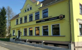 Penzion U Koupaliště (Tisá)