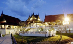 Emerald Beach Resort And Spa