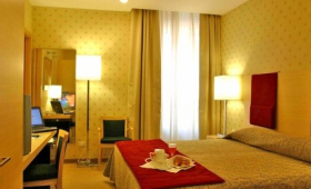 Holiday Inn Milan Garibaldi Station