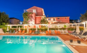 Makris Yialos Apartments