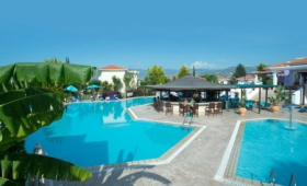 Akamanthea Holiday Village