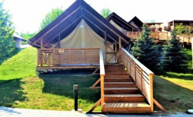 Resort Glamping Sun Valley Bioterme – Vily (Mala Nedelja)