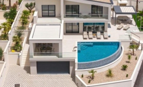 Villa Libero (Podstrana)