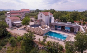 Apartmán Jerini Estate