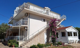 Vila Dana