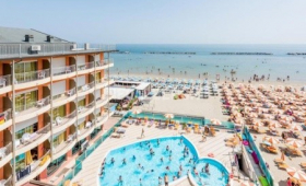 Adria Beach Club (Villamarina Di Cesenatico)