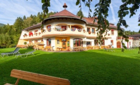 Biolandhaus Arche (Eberstein)