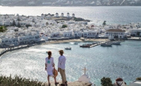 Deos Mykonos – The Set Collection