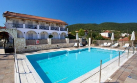 Diamanto Complex (Karavomilos)