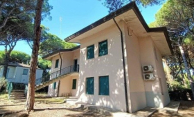 Vila Albinia