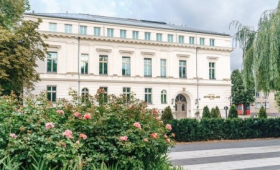 Altus Palace