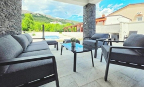 Villa Lux